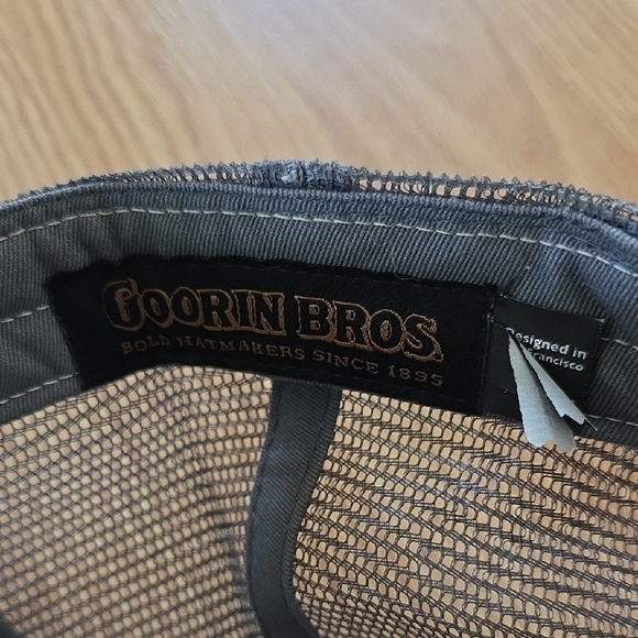 Squirrel "Nuts" Embroidered Black Cap - Picture 2 of 3